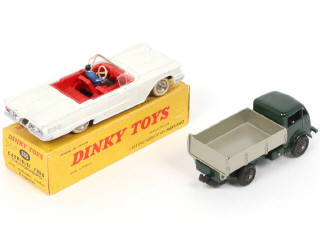 Lot 287 - DINKY TOYS (FRANCE) (2)