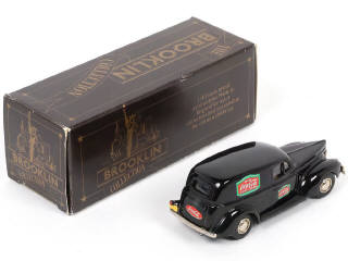 Lot 105 - BROOKLIN MODELS (GB) (1)