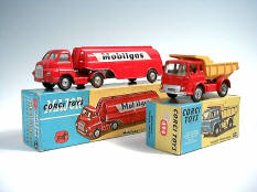 CORGI TOYS (GB) (2)