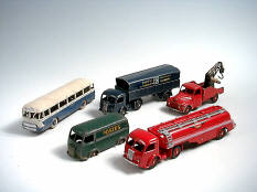 DINKY TOYS (FRANCE) (5)
