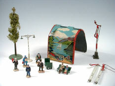 DINKY TOYS  DIVERS (3)