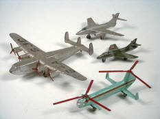 DINKY TOYS (4)