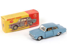 Lot 284 - DINKY TOYS (GB) (1)