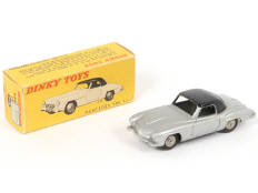 Lot 232 - DINKY TOYS (FRANCE) (1)