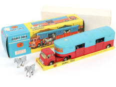 CORGI TOYS (GB) (1)