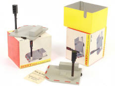 DINKY TOYS (FRANCE) (2)