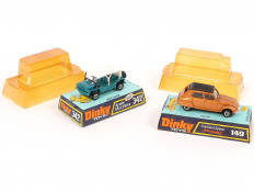 Lot 242 - DINKY TOYS (2)
