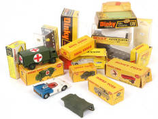 Lot 241 - DINKY TOYS (GB) (14)