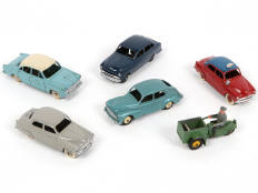 Lot 316 - DINKY TOYS (FRANCE) (6)