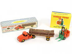 Lot 287 - DINKY TOYS (FRANCE) (2)