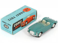 Lot 145 - CORGI TOYS (GB) (1)