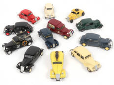 Lot 72 - DIVERS (12)