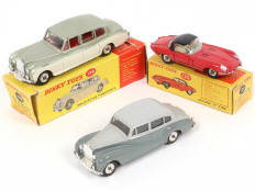 Lot 205 - DINKY TOYS (GB) (3)