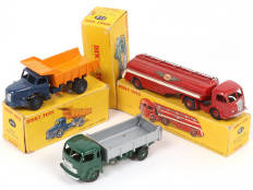 Lot 85 - DINKY TOYS (FRANCE) (3)
