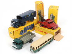 Lot 262 - DINKY TOYS (FRANCE) (4)