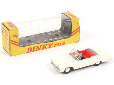 Lot 119 - DINKY TOYS (GB) (1)