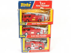 Lot 167 - DINKY TOYS (GB) (3)