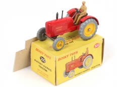 Lot 133 - DINKY TOYS (GB) (1)
