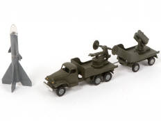 Lot 95 - FRANCE JOUETS (FRANCE) (3)