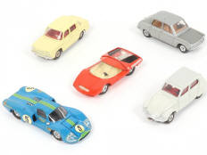 Lot 263 - DINKY TOYS (FRANCE) (5)