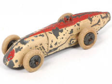 Lot 167 - DINKY TOYS (FRANCE) (1)