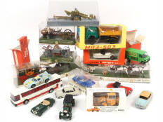 Lot 290 - DIVERS (19)