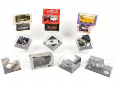 Lot 210 - DIVERS (13)