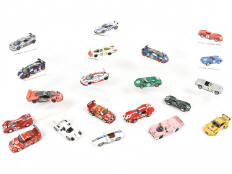 Lot 218 - DIVERS (20)