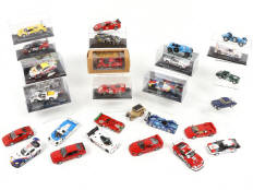 Lot 230 - DIVERS (27)