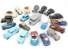 Lot 130 - DIVERS (20)