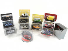 Lot 233 - DIVERS (12)