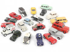 Lot 144 - DIVERS (20)