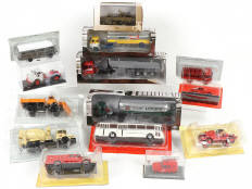 Lot 246 - DIVERS (14)