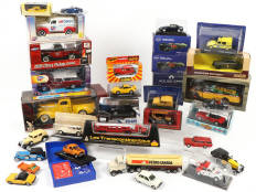 Lot 270 - DIVERS (25)