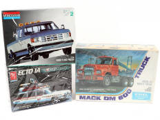 Lot 297 - ERTL (USA) (3)