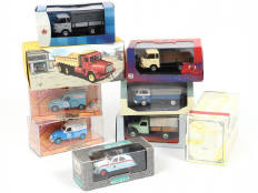 Lot 141 - DIVERS (9)