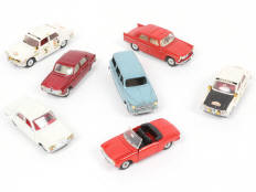 Lot 364 - DINKY TOYS (FRANCE) (7)