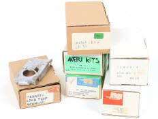 Lot 132 - DIVERS (6)