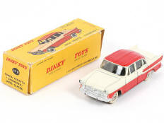 Lot 220 - DINKY TOYS (FRANCE) (1)