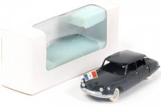 Lot 276 - CLUB DINKY FRANCE (1)