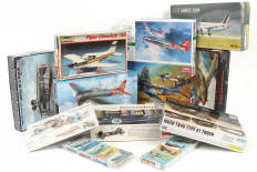 Lot 270 - DIVERS (12)