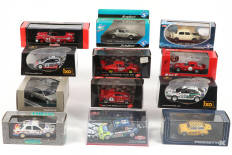 Lot 120 - DIVERS (12)