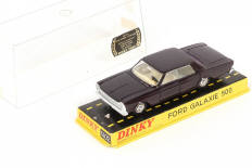 Lot 155 - DINKY TOYS (FRANCE) (1)