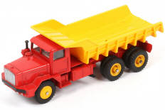 Lot 110 - DINKY TOYS (FRANCE) (1)