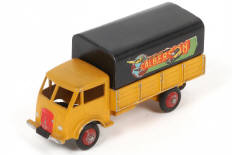 Lot 101 - DINKY TOYS (FRANCE) (1)