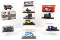 Lot 132 - DIVERS (10)