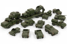 Lot 101 - DINKY TOYS (GB) (14)