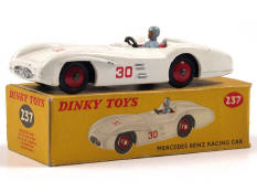 DINKY TOYS GB (1)