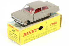 Lot 286 - DINKY TOYS (FRANCE) (1)