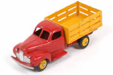 Lot 274 - DINKY TOYS (FRANCE) (1)